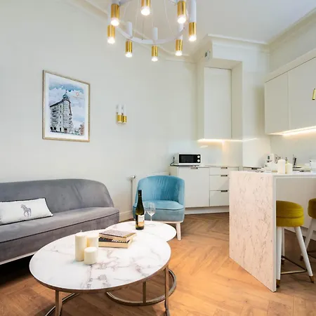Zelazko - Downtown Studio, Location By Rentujemy * 波兹南